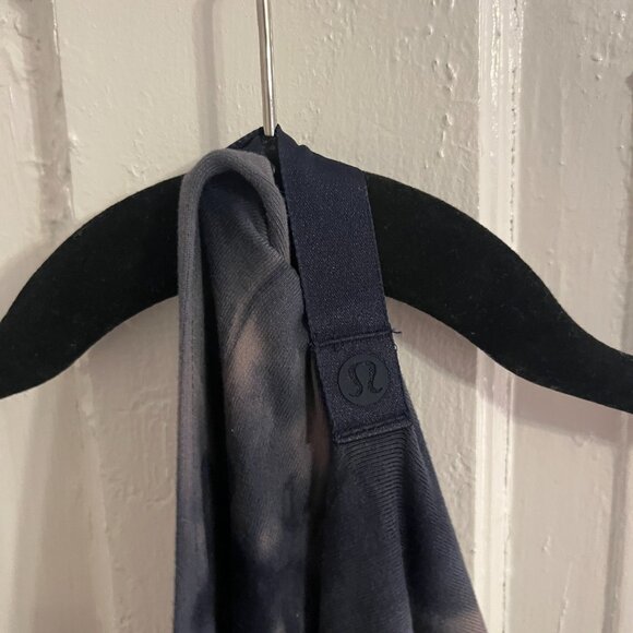 Lululemon Customizable Nulu Snap Scarf - Picture 4 of 5